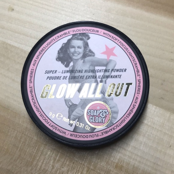 Soap and Glory highlighter - Picture 3 of 3
